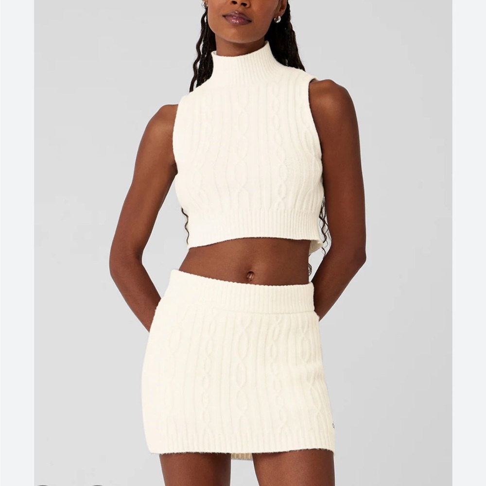 Alo cable knit winter bliss mock neck tank - ivory